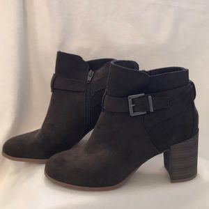Dark green booties with 3” heel size 7 1/2